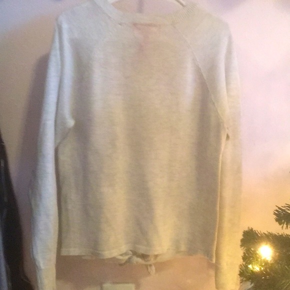 Girls long sleeve / sweater with a knot detail - Picture 2 of 3
